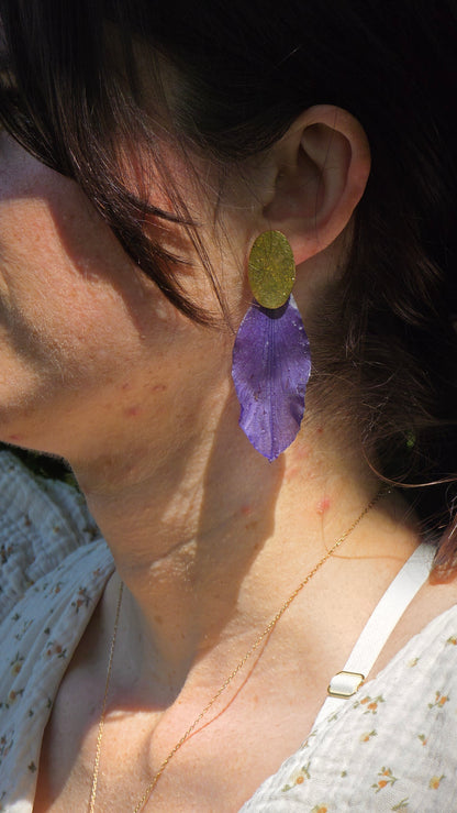 Boucles d’Oreilles "Iris Infini" – Pétale Entier & Or Fin 24K