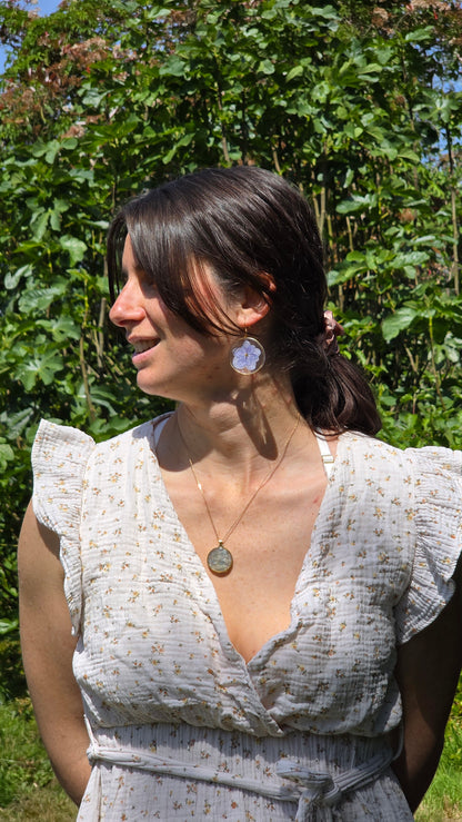 Boucles d’Oreilles "Hortensia d'Or" – Laiton Doré à l’Or Fin 24K